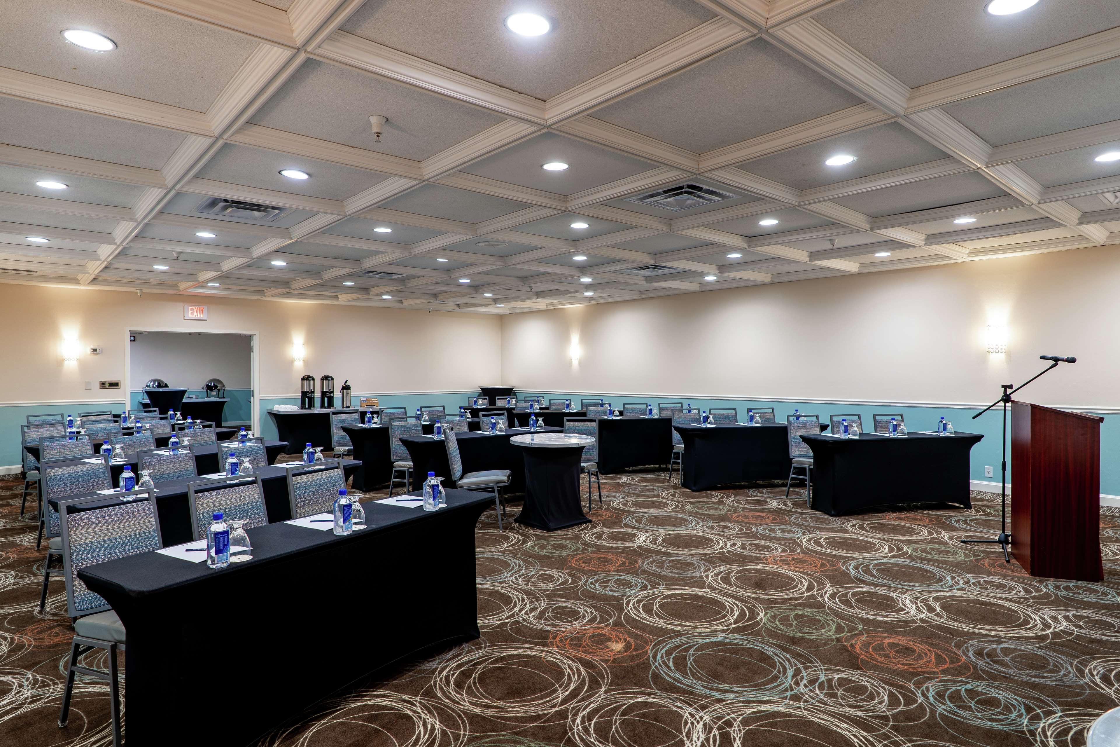Doubletree Suites By Hilton Melbourne Beach Oceanfront Exterior foto