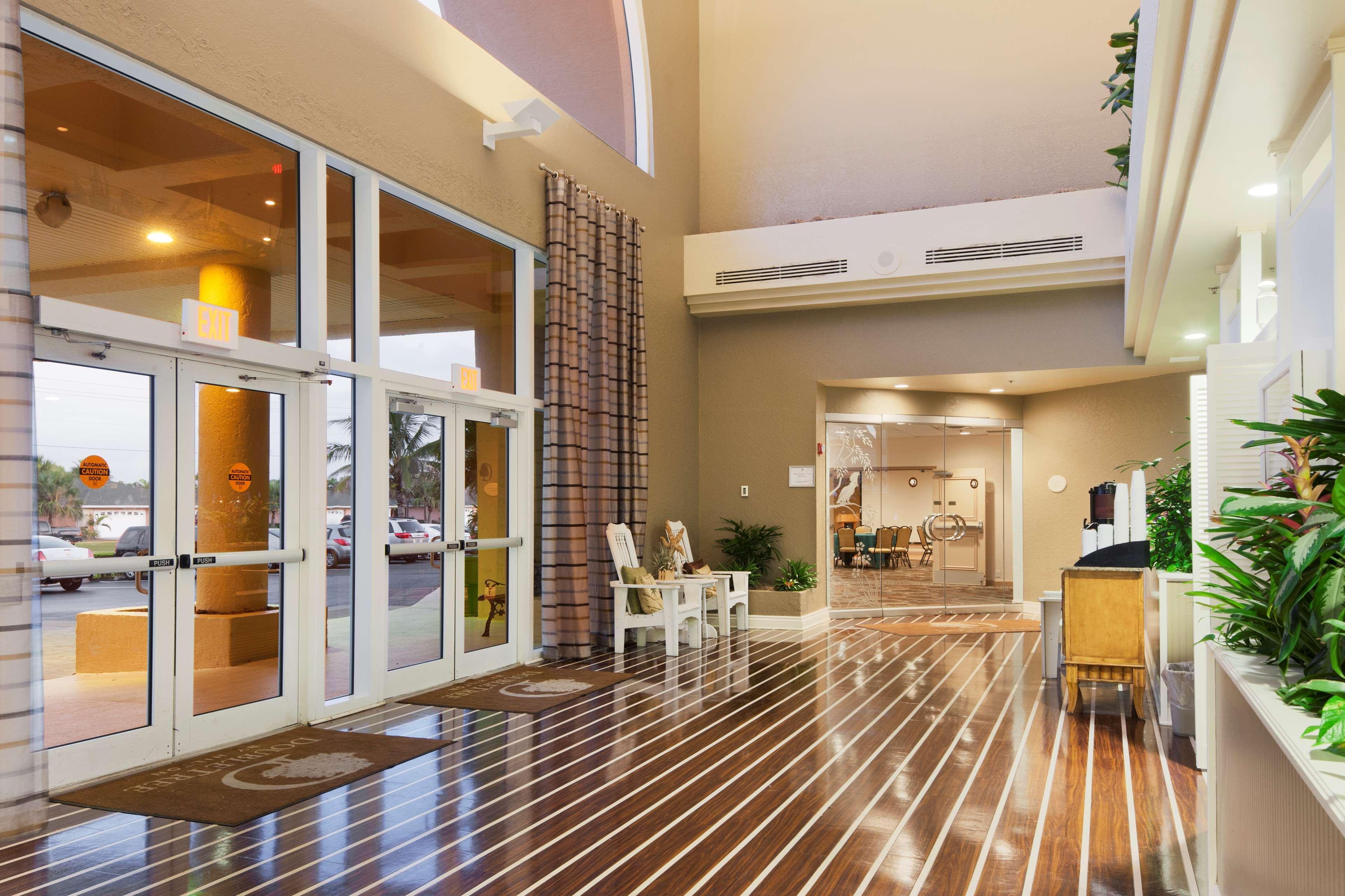 Doubletree Suites By Hilton Melbourne Beach Oceanfront Exterior foto