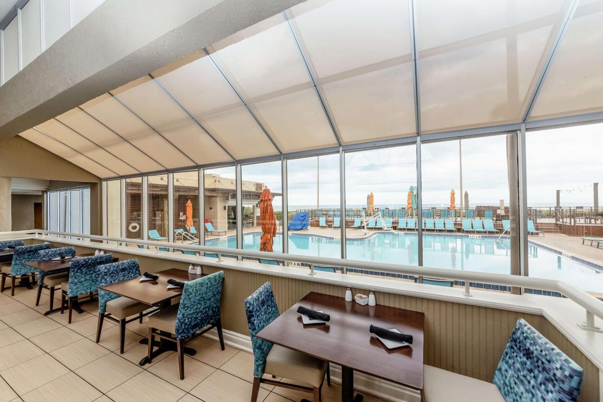 Doubletree Suites By Hilton Melbourne Beach Oceanfront Exterior foto